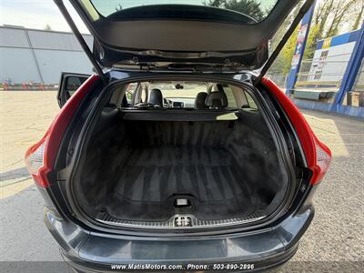 2015 Volvo XC60 T5 Drive-E Premier - Photo 16 - Portland, OR 97206