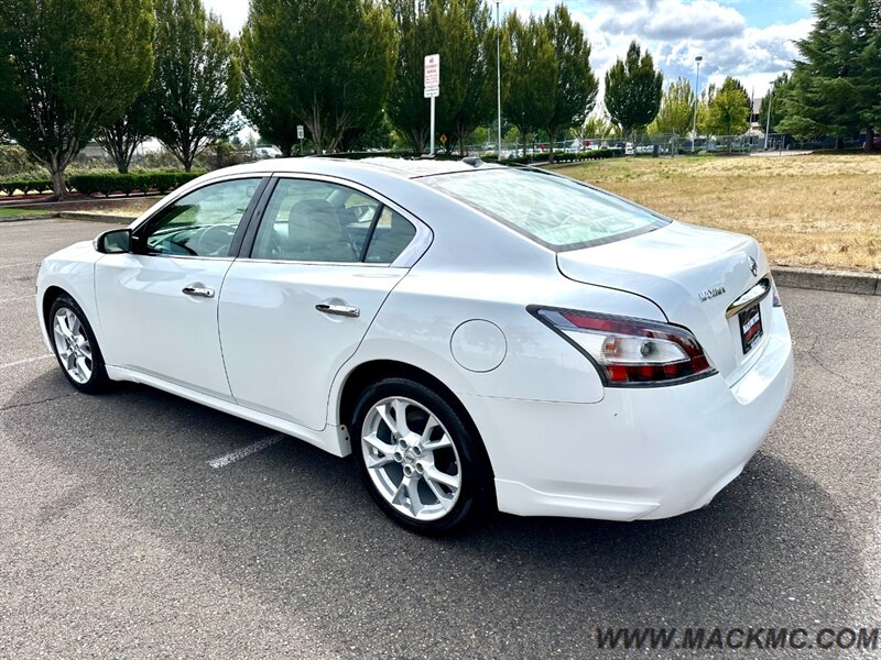 2012 Nissan Maxima 3.5 SV   - Photo 9 - Hillsboro, OR 97123