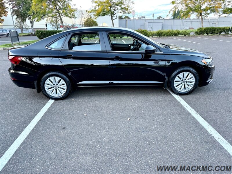 2020 Volkswagen Jetta S 59K Low Miles 1-Owner 40-MPG   - Photo 5 - Hillsboro, OR 97123