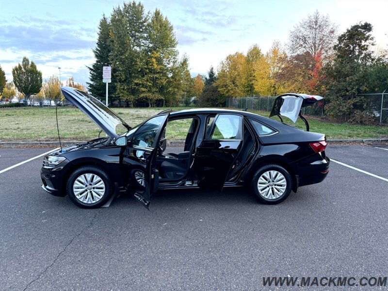 2020 Volkswagen Jetta S 59K Low Miles 1-Owner 40-MPG   - Photo 27 - Hillsboro, OR 97123