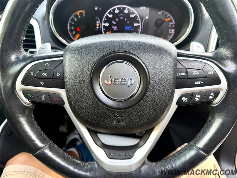 2016 Jeep Grand Cherokee Overland Hemi V8 Loaded Leather Back Up Cam - Photo 13 - Hillsboro, OR 97123