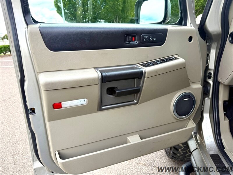 2003 Hummer H2 Sport 3RD Row Seat Leather Low Miles NO RUST - Photo 33 - Hillsboro, OR 97123
