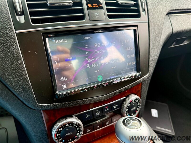 2009 Mercedes-Benz C 300 Luxury Panoramic Roof Back Up Camera   - Photo 23 - Hillsboro, OR 97123
