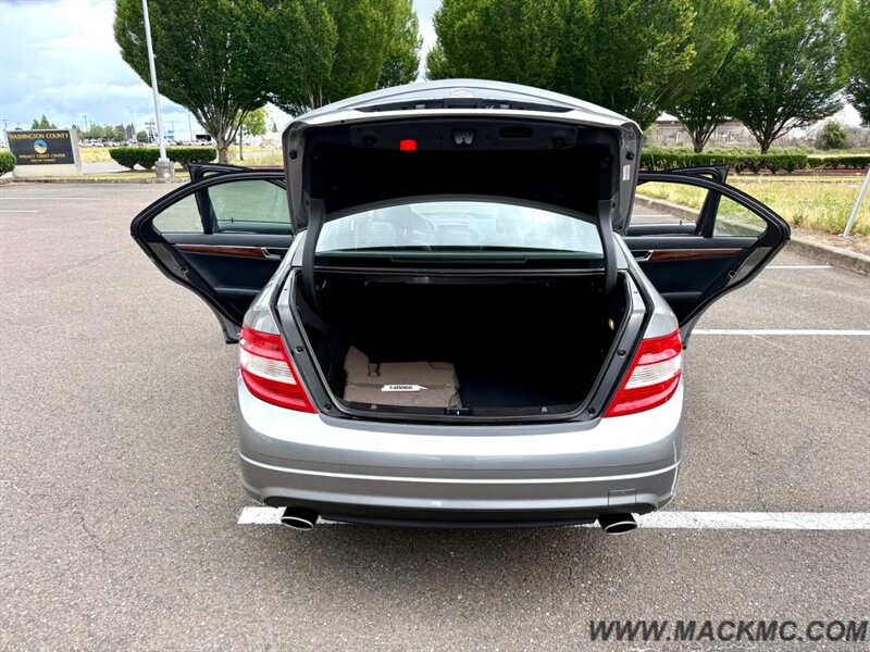 2009 Mercedes-Benz C 300 Luxury Panoramic Roof Back Up Camera   - Photo 28 - Hillsboro, OR 97123