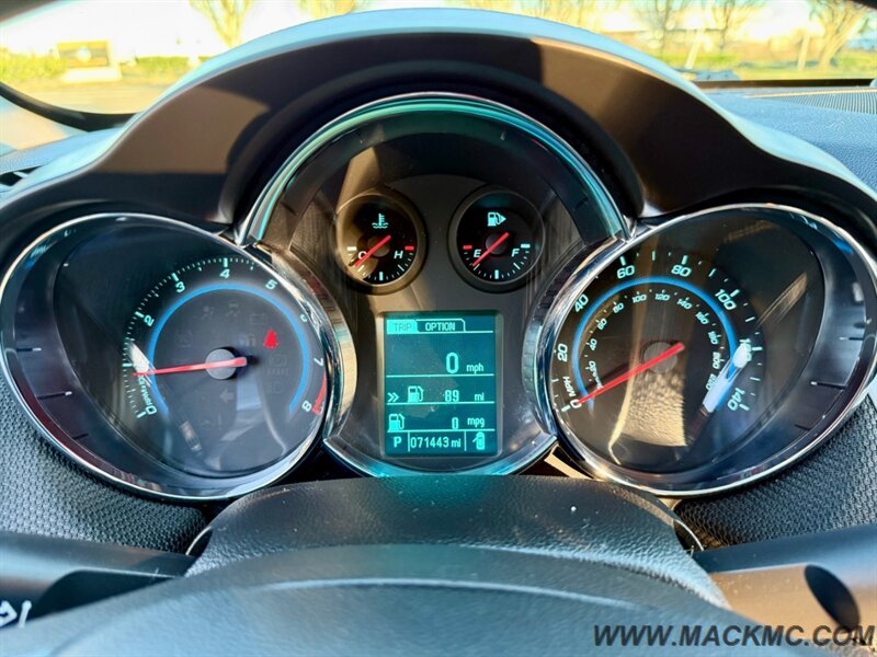 2015 Chevrolet Cruze 1LT Auto   - Photo 26 - Hillsboro, OR 97123