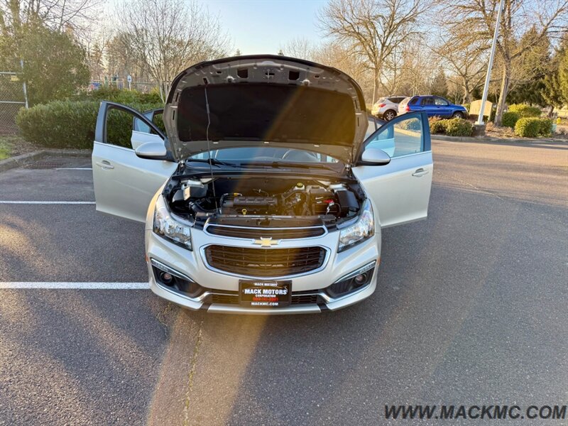 2015 Chevrolet Cruze 1LT Auto   - Photo 18 - Hillsboro, OR 97123