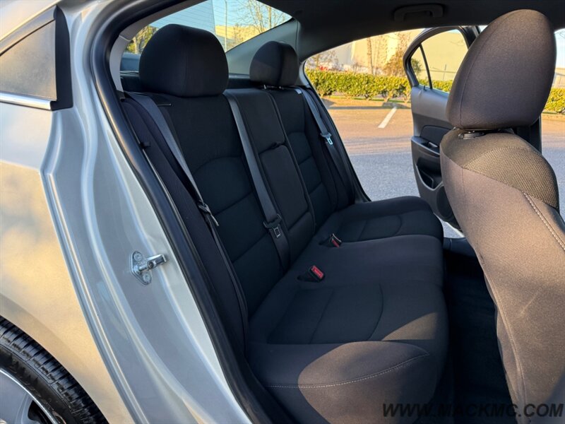 2015 Chevrolet Cruze 1LT Auto   - Photo 14 - Hillsboro, OR 97123