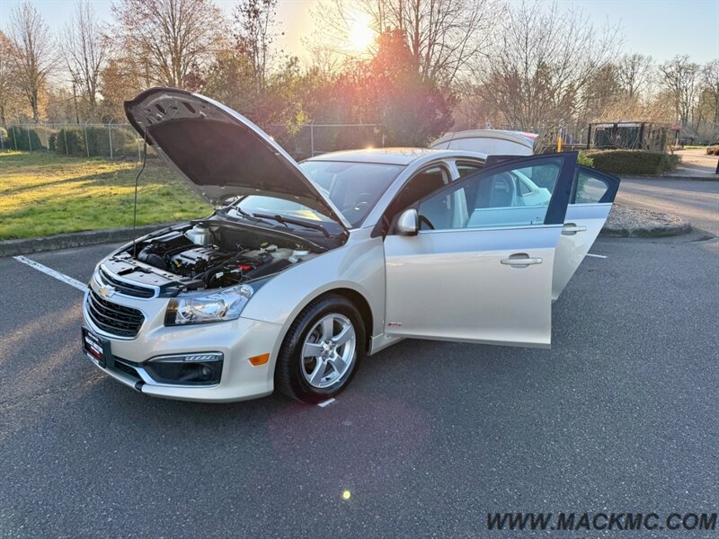 2015 Chevrolet Cruze 1LT Auto   - Photo 19 - Hillsboro, OR 97123
