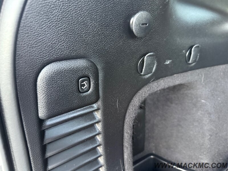 2015 Jeep Grand Cherokee Altitude Loaded Leather/Suede Moonroof 24-mpg   - Photo 26 - Hillsboro, OR 97123