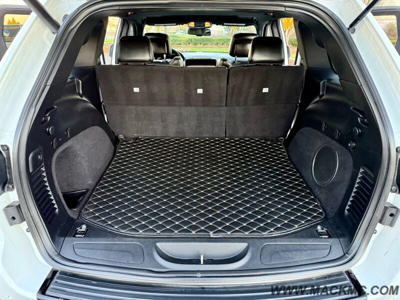 2015 Jeep Grand Cherokee Altitude Loaded Leather/Suede Moonroof 24-mpg   - Photo 23 - Hillsboro, OR 97123