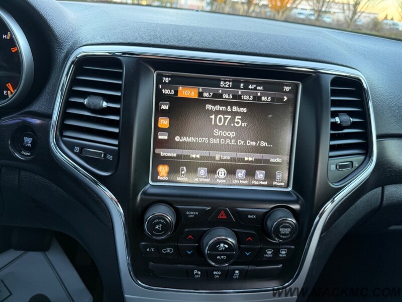 2015 Jeep Grand Cherokee Altitude Loaded Leather/Suede Moonroof 24-mpg   - Photo 15 - Hillsboro, OR 97123