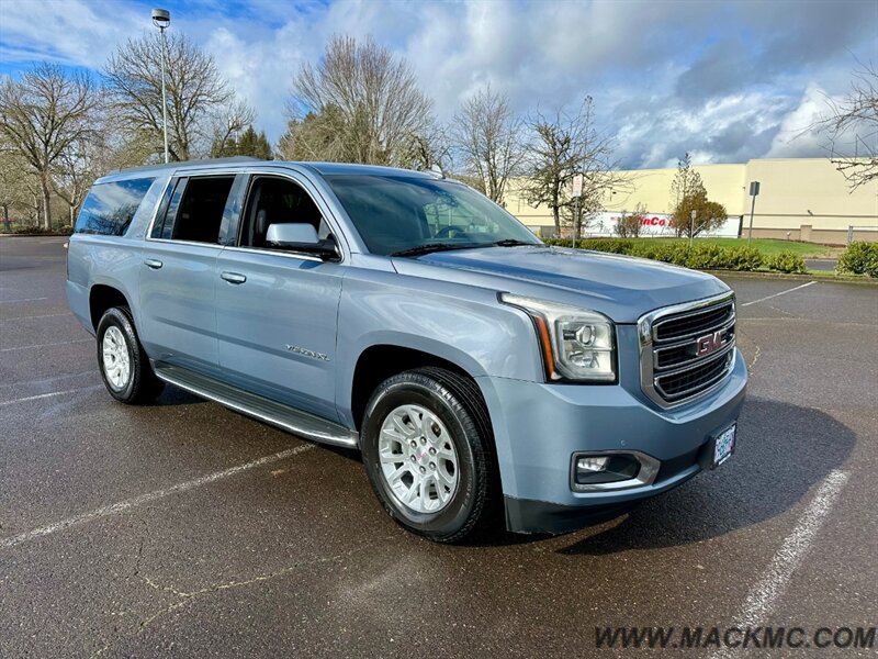 2016 GMC Yukon XL 1500 SLT 4D SUV 4WD Low Miles   - Photo 4 - Hillsboro, OR 97123