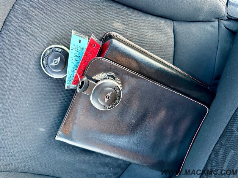 2008 MINI Cooper S 65K Low Miles PanoRoof 34-MPG - Photo 28 - Hillsboro, OR 97123