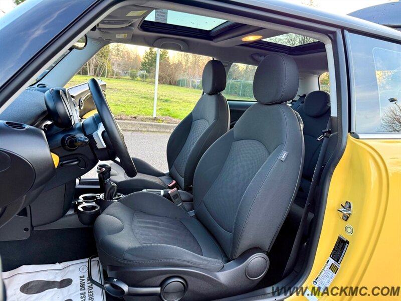 2008 MINI Cooper S 65K Low Miles PanoRoof 34-MPG - Photo 11 - Hillsboro, OR 97123