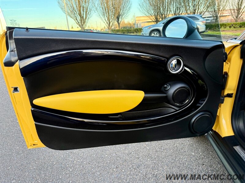 2008 MINI Cooper S 65K Low Miles PanoRoof 34-MPG - Photo 22 - Hillsboro, OR 97123