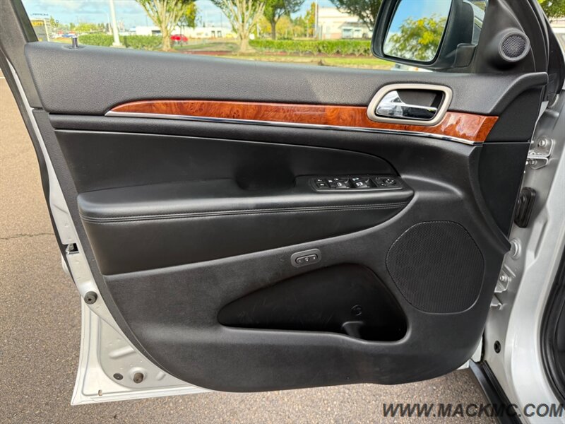 2012 Jeep Grand Cherokee Limited Leather Pano Roof AWD   - Photo 25 - Hillsboro, OR 97123