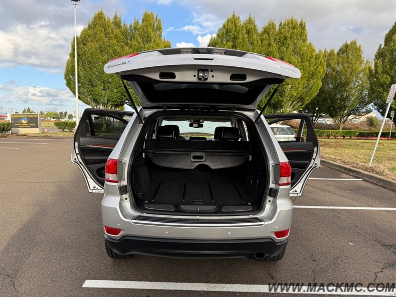 2012 Jeep Grand Cherokee Limited Leather Pano Roof AWD   - Photo 30 - Hillsboro, OR 97123
