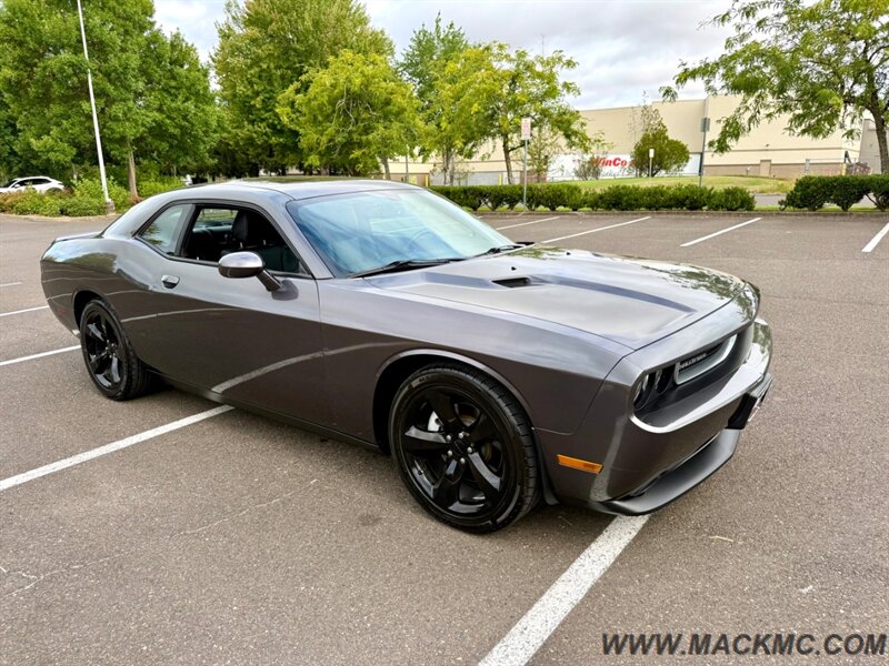 2013 Dodge Challenger SXT Plus Leather Heated Seats Moon Roof 1 Owner - Photo 8 - Hillsboro, OR 97123