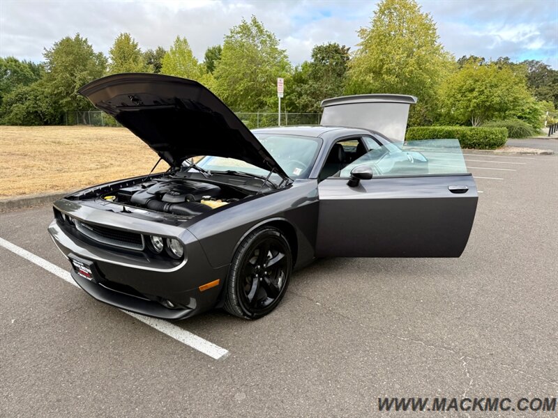 2013 Dodge Challenger SXT Plus Leather Heated Seats Moon Roof 1 Owner - Photo 28 - Hillsboro, OR 97123