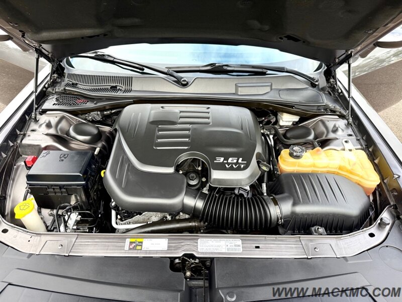 2013 Dodge Challenger SXT Plus Leather Heated Seats Moon Roof 1 Owner - Photo 22 - Hillsboro, OR 97123
