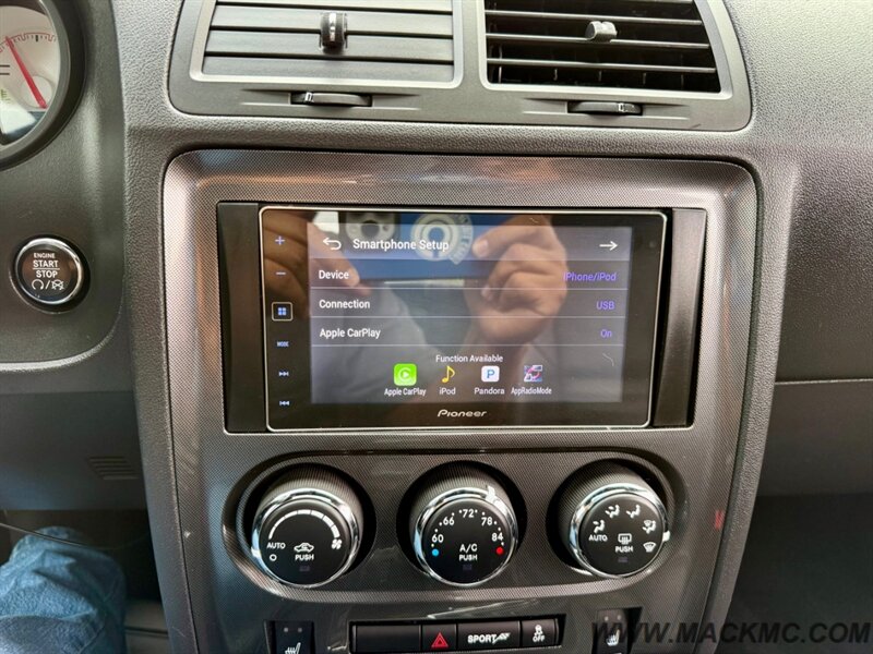 2013 Dodge Challenger SXT Plus Leather Heated Seats Moon Roof 1 Owner - Photo 15 - Hillsboro, OR 97123