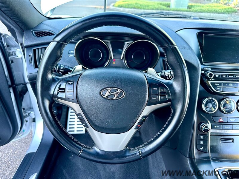 2015 Hyundai Genesis Coupe 3.8 Ultimate   - Photo 17 - Hillsboro, OR 97123