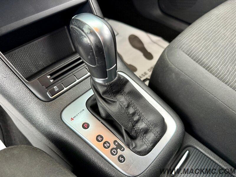 2015 Volkswagen Tiguan S 4Motion   - Photo 15 - Hillsboro, OR 97123