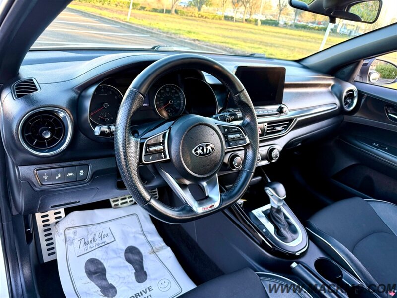 2021 Kia Forte GT-Line Loaded Leather Navi back Up Cam   - Photo 17 - Hillsboro, OR 97123