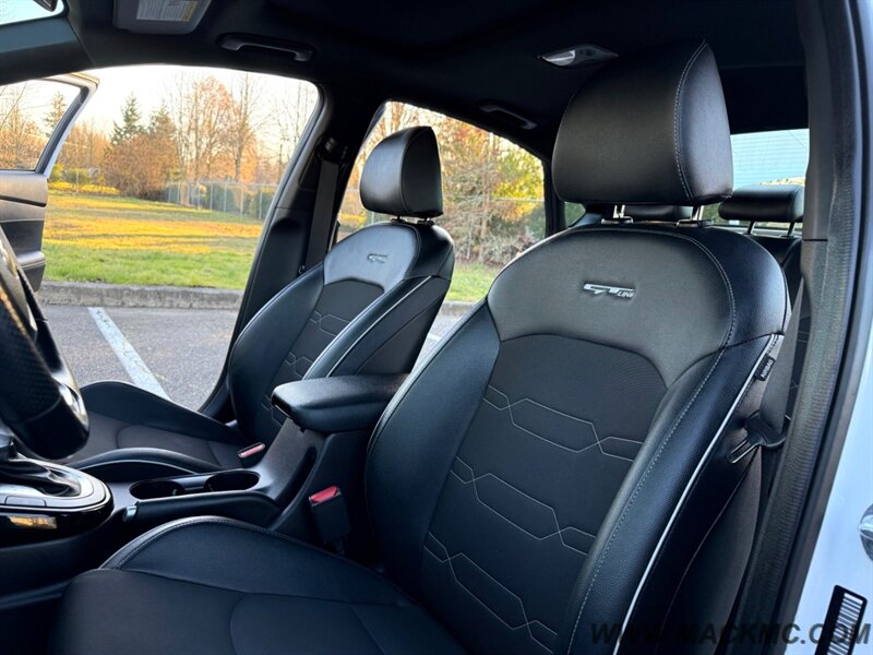 2021 Kia Forte GT-Line Loaded Leather Navi back Up Cam   - Photo 13 - Hillsboro, OR 97123