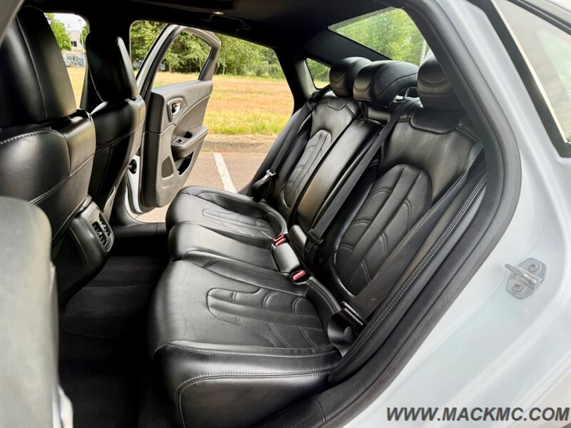 2015 Chrysler 200 S 93K Low Miles Loaded Pano Roof   - Photo 23 - Hillsboro, OR 97123