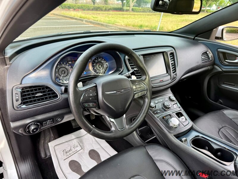 2015 Chrysler 200 S 93K Low Miles Loaded Pano Roof   - Photo 14 - Hillsboro, OR 97123