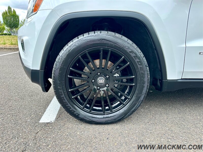 2015 Jeep Grand Cherokee Laredo AWD 1-Owner Premium Wheels 114K Low Miles - Photo 10 - Hillsboro, OR 97123