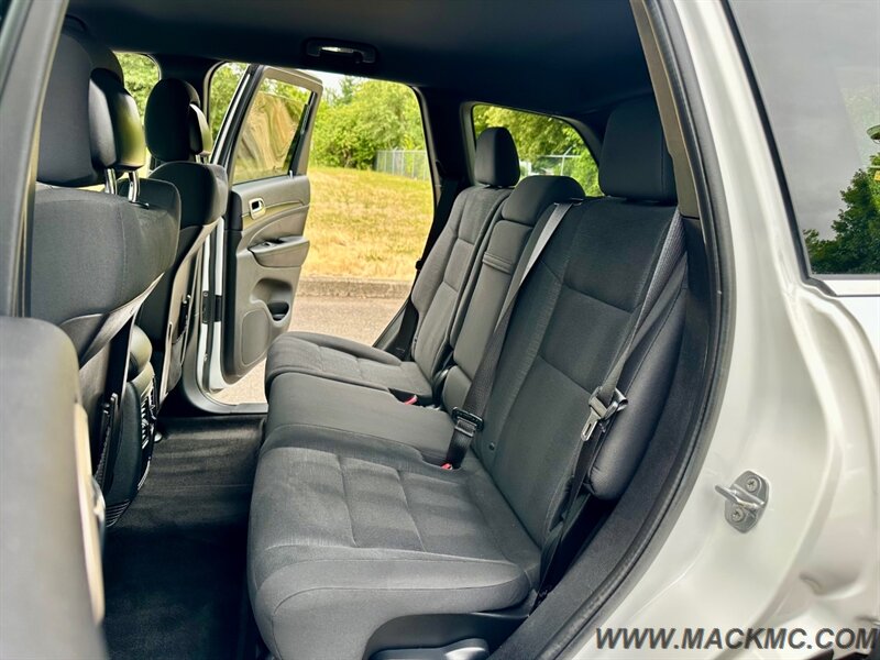 2015 Jeep Grand Cherokee Laredo AWD 1-Owner Premium Wheels 114K Low Miles - Photo 19 - Hillsboro, OR 97123