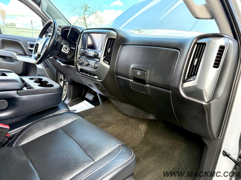 2017 Chevrolet Silverado 1500 LT Z71 Crew Cab  4x4 Leather  