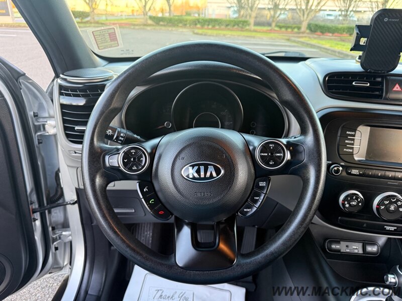 2017 Kia Soul Low 52K Miles Automatic Wagon   - Photo 11 - Hillsboro, OR 97123