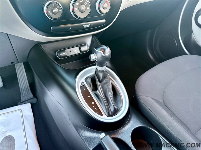 2017 Kia Soul Low 52K Miles Automatic Wagon   - Photo 14 - Hillsboro, OR 97123