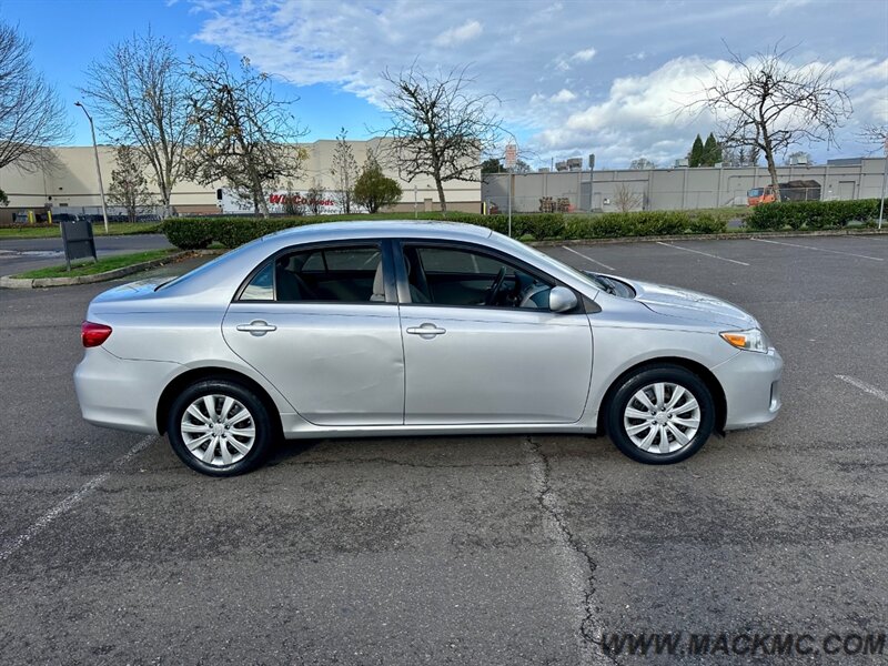 2012 Toyota Corolla LE   - Photo 5 - Hillsboro, OR 97123