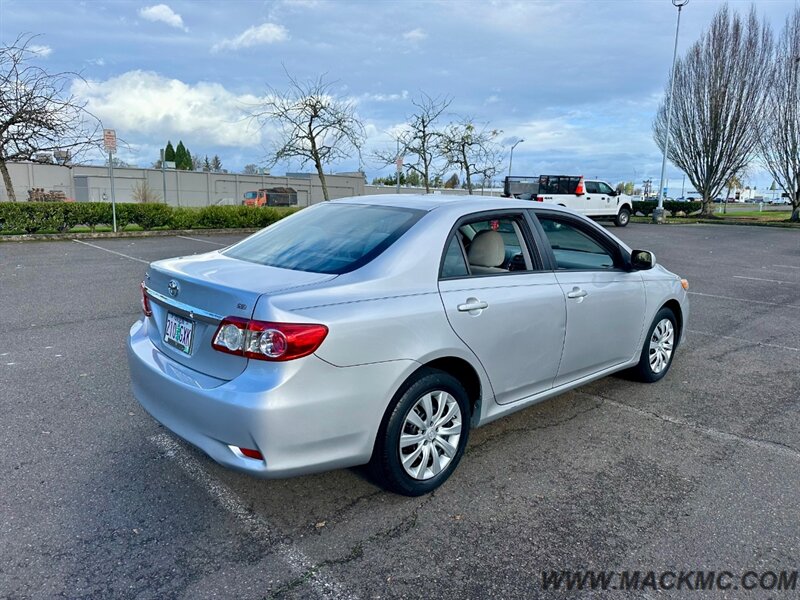 2012 Toyota Corolla LE   - Photo 6 - Hillsboro, OR 97123