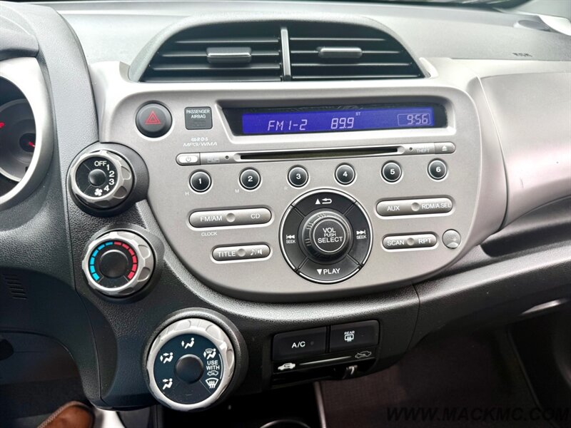 2010 Honda Fit Sport Hatch 74K Low Miles Automatic 33-MPG   - Photo 13 - Hillsboro, OR 97123