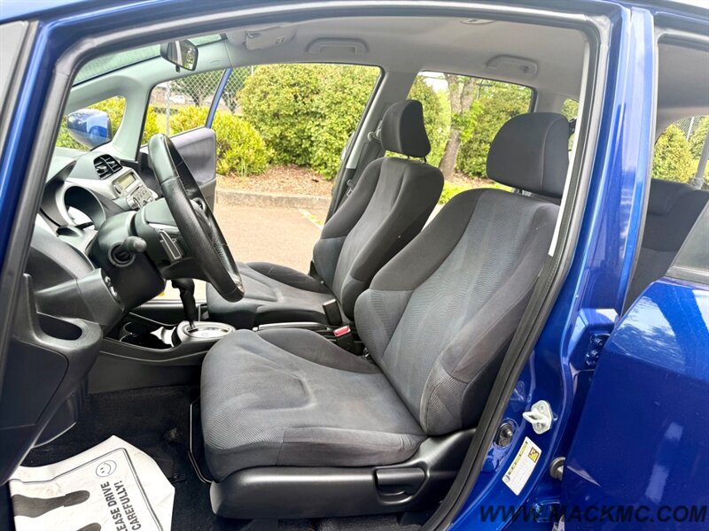2010 Honda Fit Sport Hatch 74K Low Miles Automatic 33-MPG   - Photo 11 - Hillsboro, OR 97123