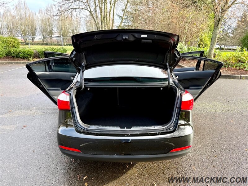 2015 Kia Forte LX 77K Low Miles Automatic 35-MPG - Photo 27 - Hillsboro, OR 97123