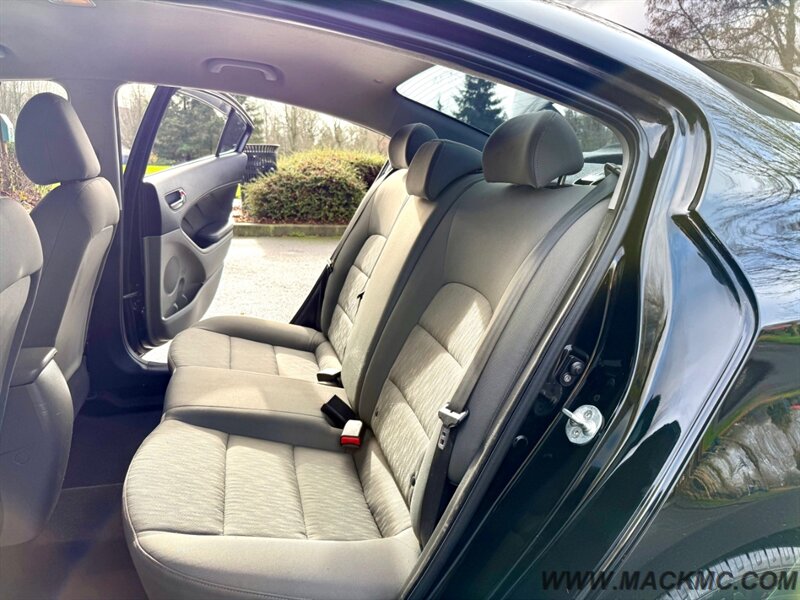 2015 Kia Forte LX 77K Low Miles Automatic 35-MPG - Photo 19 - Hillsboro, OR 97123