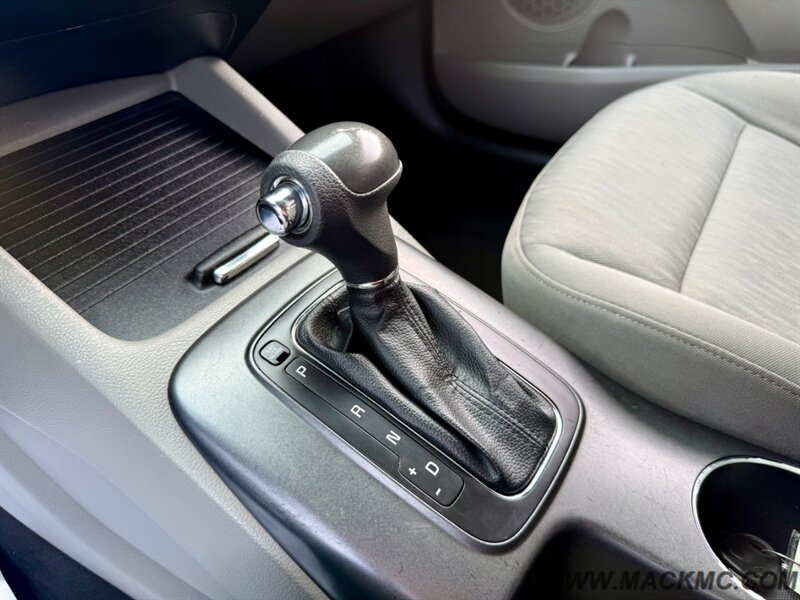 2015 Kia Forte LX 77K Low Miles Automatic 35-MPG - Photo 15 - Hillsboro, OR 97123