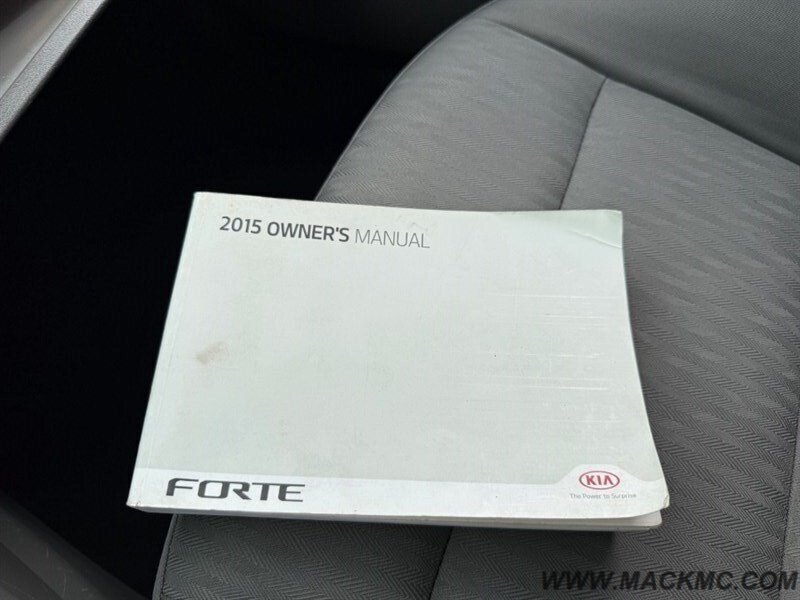 2015 Kia Forte LX 77K Low Miles Automatic 35-MPG - Photo 10 - Hillsboro, OR 97123
