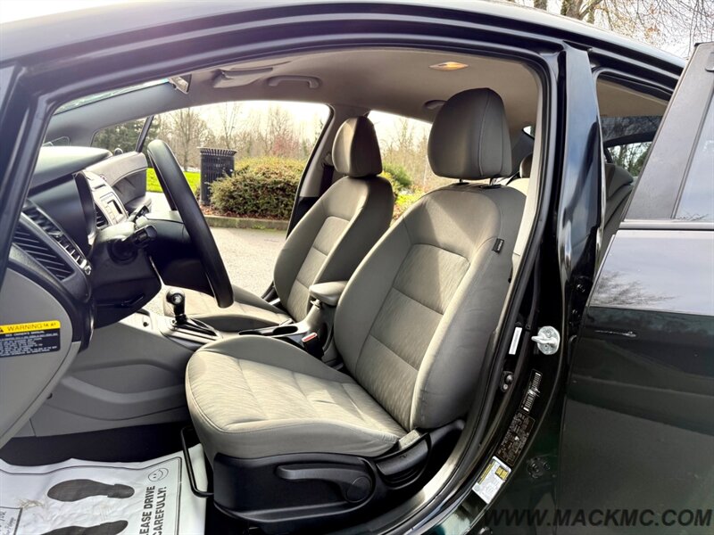 2015 Kia Forte LX 77K Low Miles Automatic 35-MPG - Photo 16 - Hillsboro, OR 97123