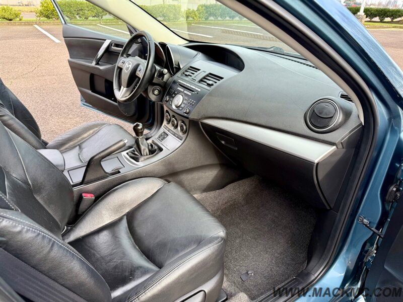 2010 Mazda Mazda3 s Grand Touring Leather 6-Speed Manual  