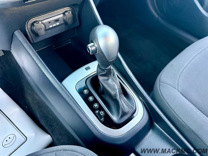 2015 Kia Rio EX 1-Owner Great Commuter 37-MPG   - Photo 14 - Hillsboro, OR 97123