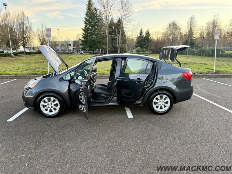 2015 Kia Rio EX 1-Owner Great Commuter 37-MPG   - Photo 23 - Hillsboro, OR 97123