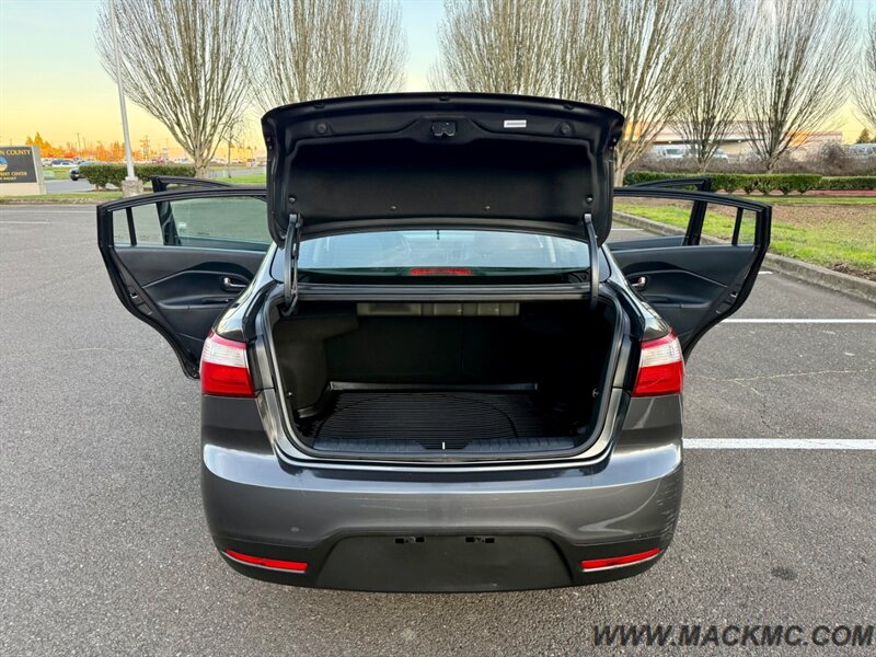 2015 Kia Rio EX 1-Owner Great Commuter 37-MPG   - Photo 25 - Hillsboro, OR 97123