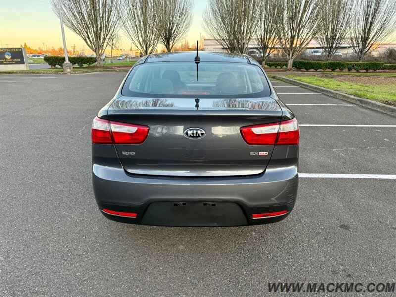 2015 Kia Rio EX 1-Owner Great Commuter 37-MPG   - Photo 8 - Hillsboro, OR 97123